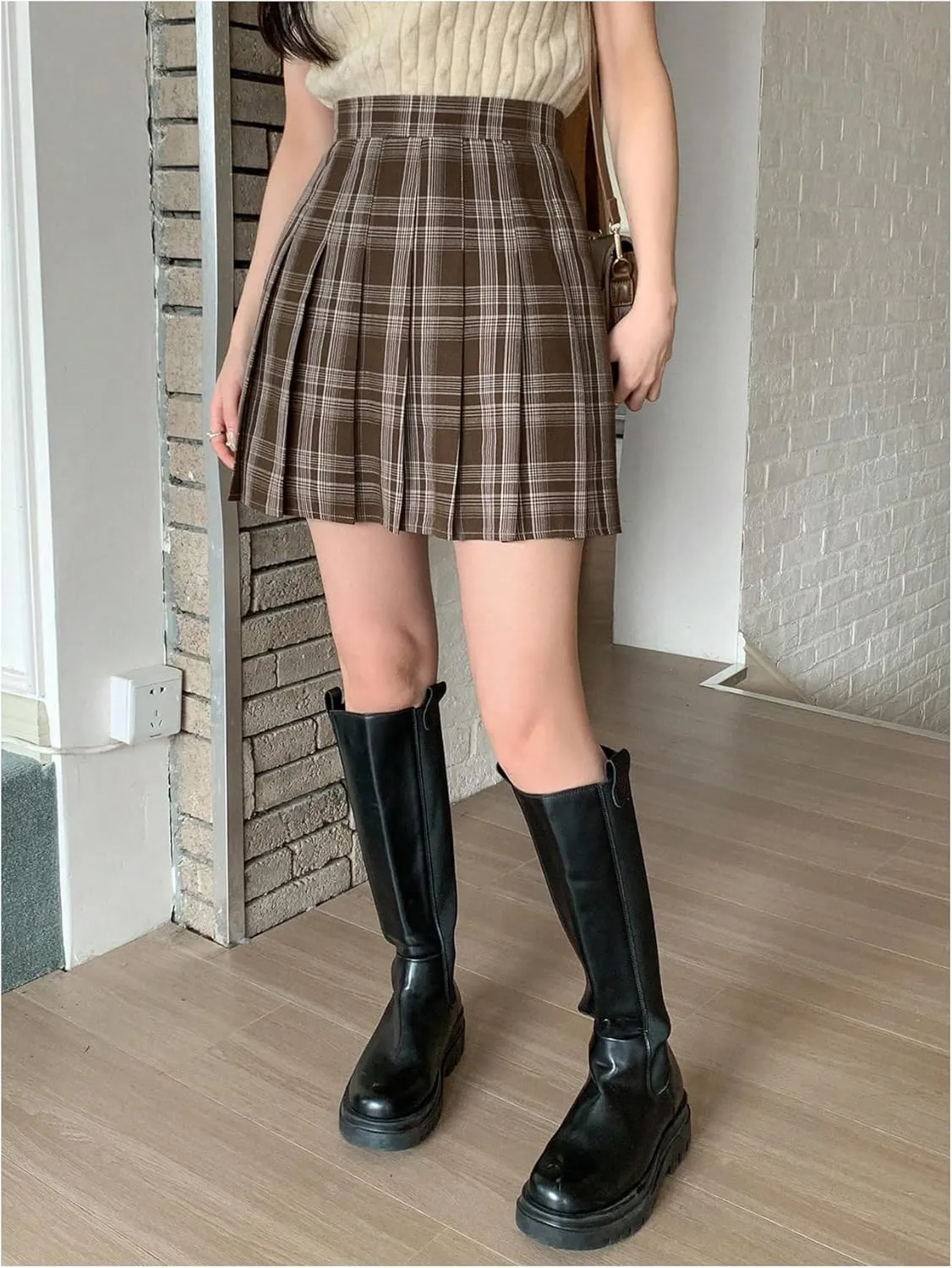 Floerns Women's Plaid Print Pleated Skirt Uniform Tartan Short Skater Skirt
